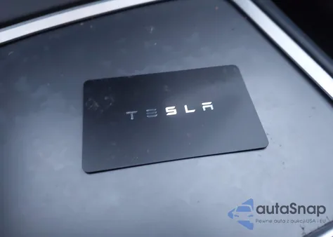 2022 Tesla Model Y Long Range Dual Motor All-Wheel Drive from USA, damaged, VIN 7SAYGDEE5NF481398